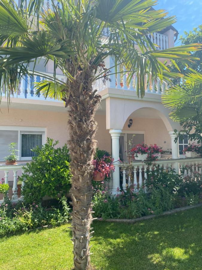 Villa Chiara Vodice Exteriör bild