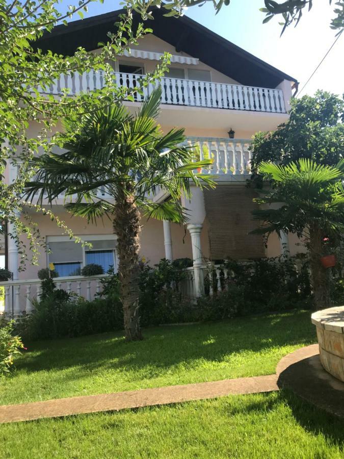Villa Chiara Vodice Exteriör bild