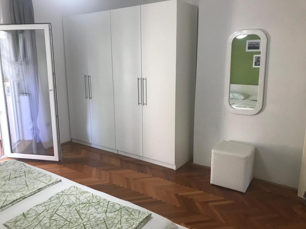 Villa Chiara Vodice Exteriör bild